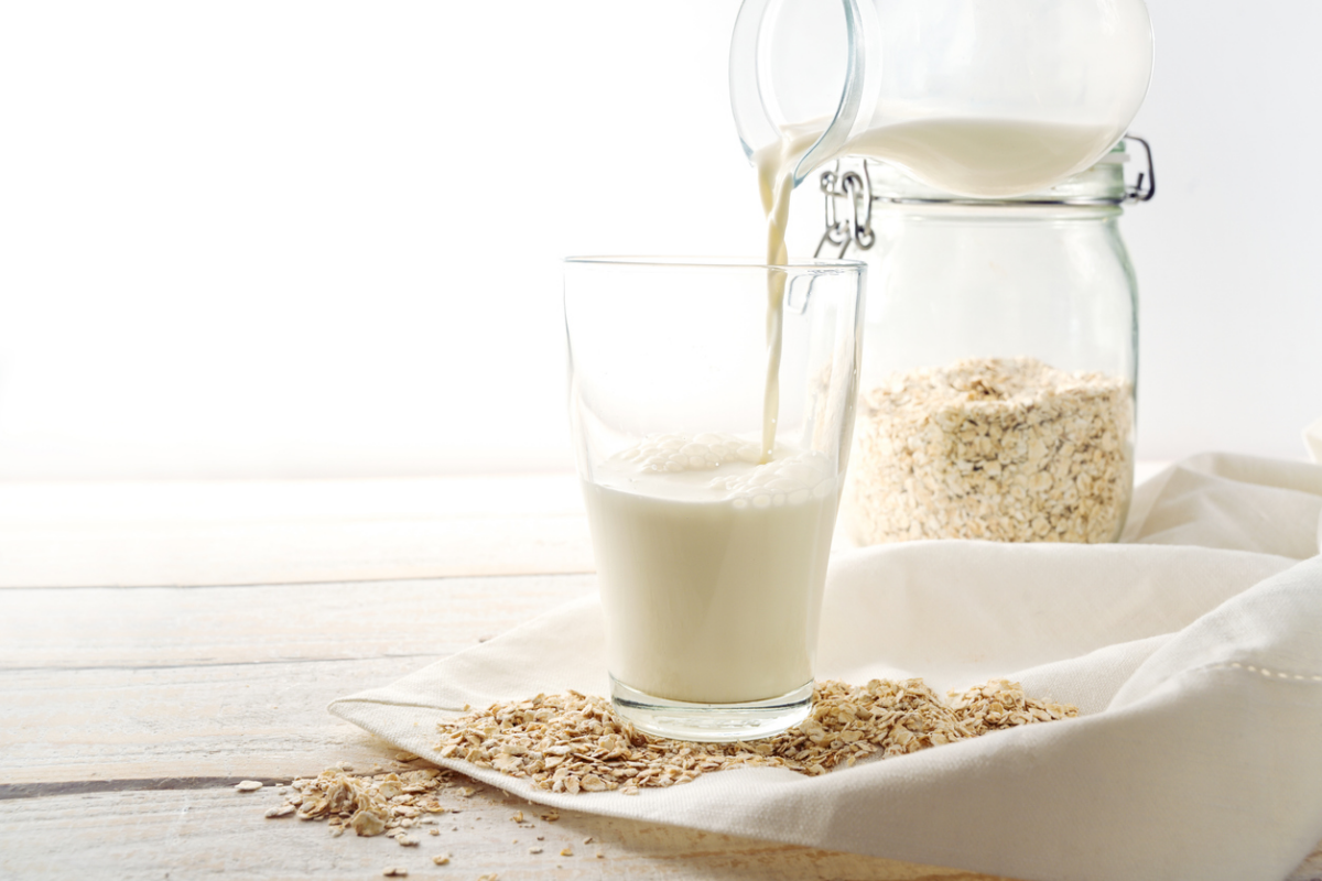 Bevanda di avena fatta in casa