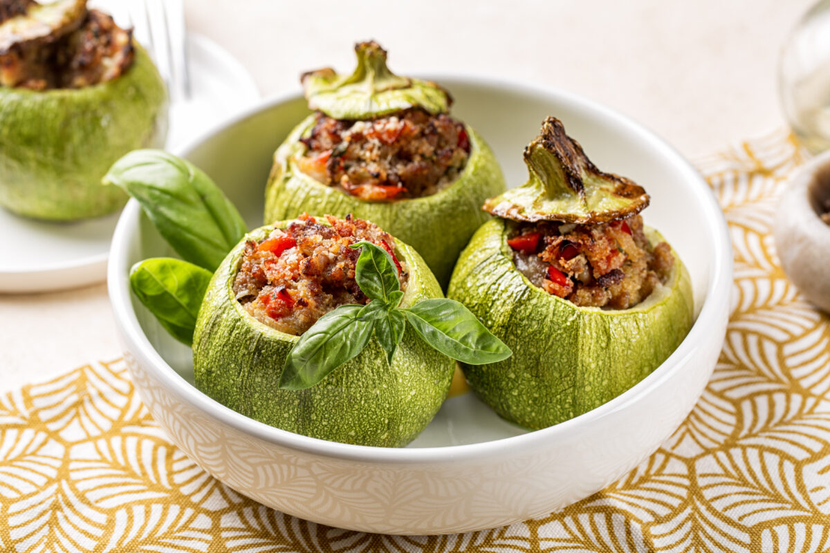 Zucchine tonde ripiene al profumo di nepitella