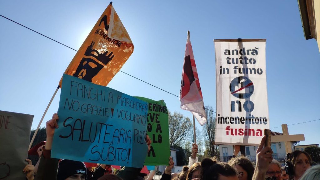 Coordinamento No Inceneritore Fusina: &laquo;No all&rsquo;impianto che brucia fanghi di depurazione&raquo;