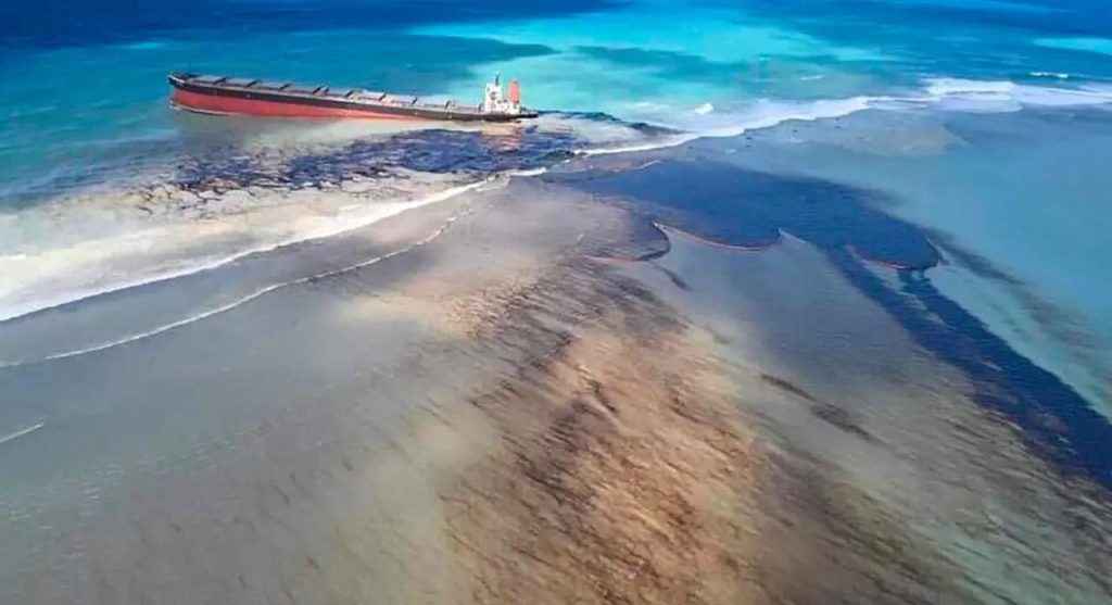 Greenpeace: &laquo;Cosa c’&egrave; dietro al disastro petrolifero alle Mauritius?&raquo;