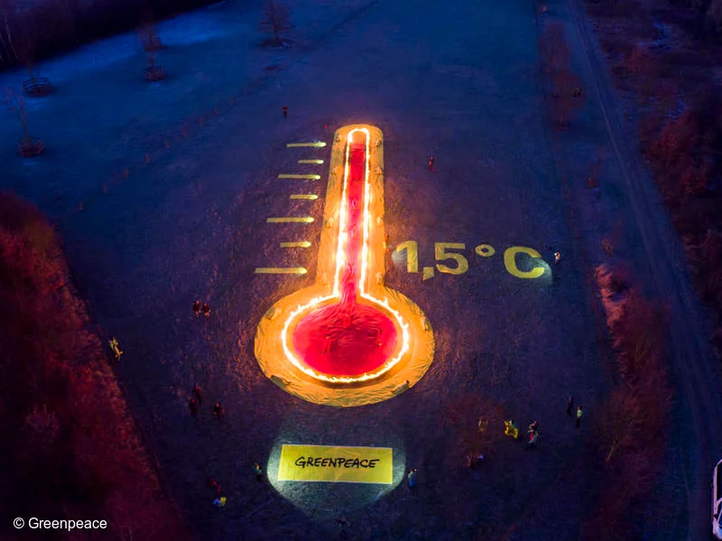 Greenpeace: &laquo;Meno dell&rsquo;1% dell&rsquo;energia prodotta dalle maggiori aziende petrolifere europee viene da fonti rinnovabili&raquo;