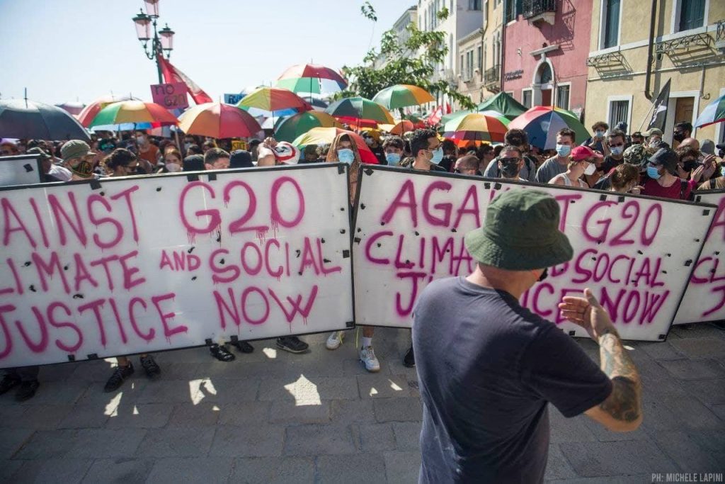 I movimenti a Venezia: &laquo;G20 delegittimato, &egrave; dal basso che si sposta l’asse del discorso e dell’azione&raquo;