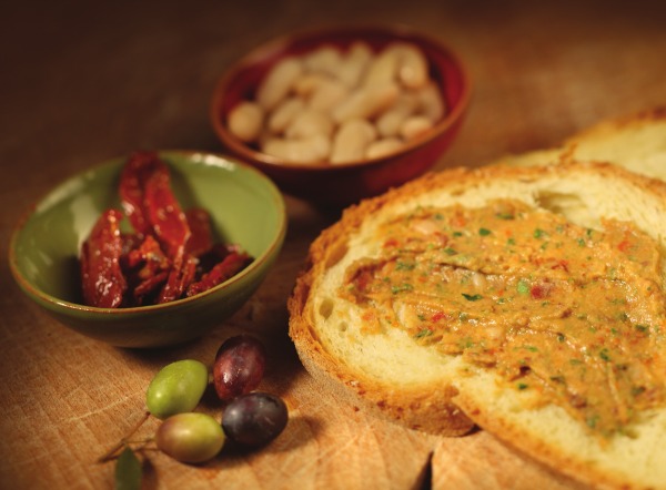 La ricetta del pat&eacute; mediterraneo