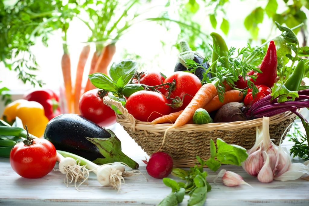 Microplastiche in frutta e verdura: lo studio dell’Universit&agrave; di Catania