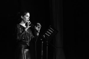 a rubrica satirica di Arianna Porcelli Safonov