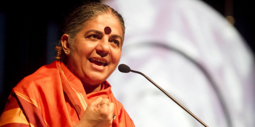 Vandana Shiva: &laquo;Il cibo artificiale &egrave; nemico della transizione&raquo;
