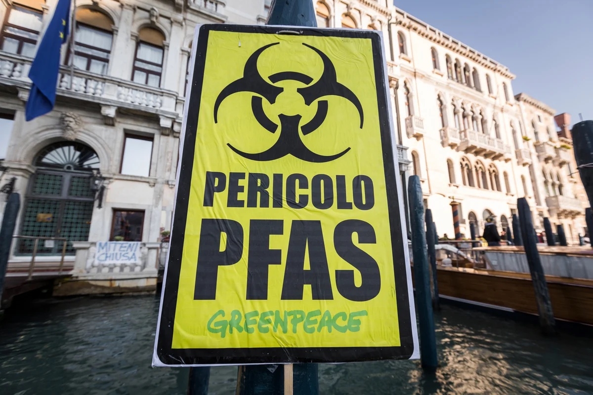 Pfas anche nell’aria: l’indagine di Greenpeace